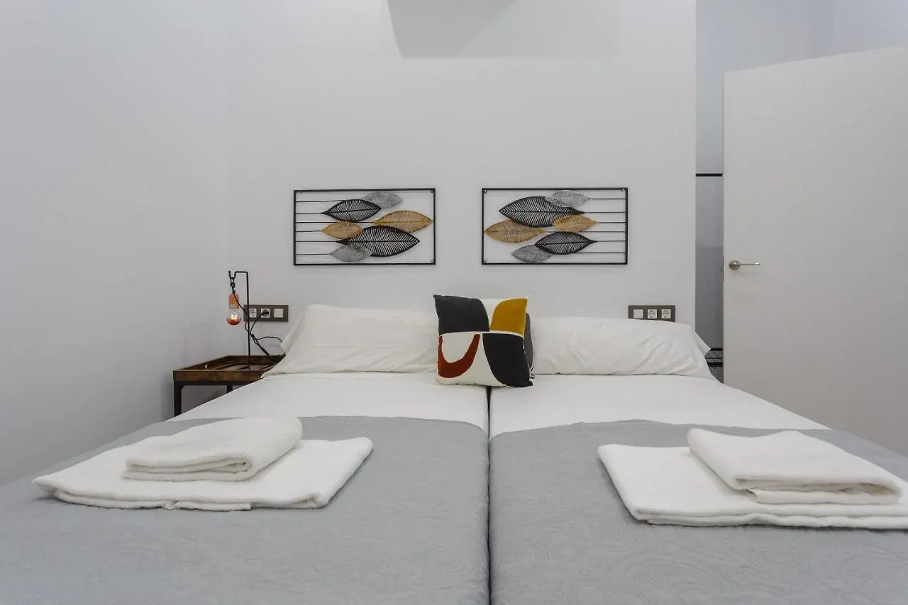 Cruise Adapted Apartment By Cadiz4Rentals 0*,  España